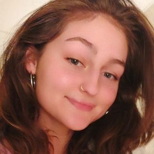 Meet your Posher, Bella